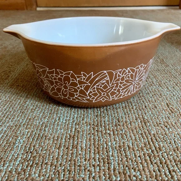 PYREX Vintage Round Woodland Brown 474-B 1.5 QT Cinderella Casserole NO LID - Picture 1 of 10